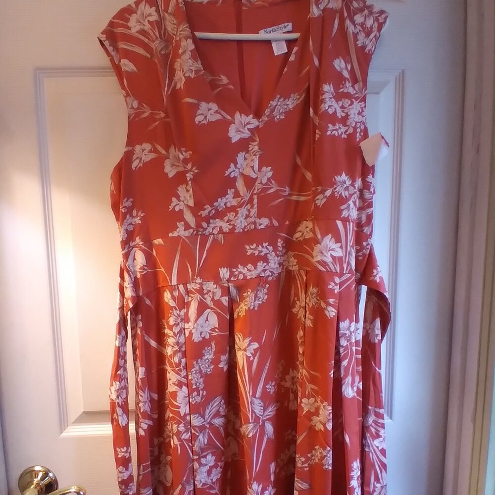NORTHSTYLE DRESS Size 14 NEW Orange white floral NEW lined bodice Ties